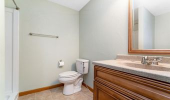 N9115 HEDGEROW Drive, Appleton, WI 54915