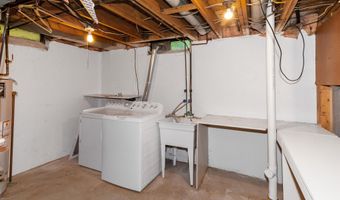 2859 Renfrew St, Ann Arbor, MI 48105