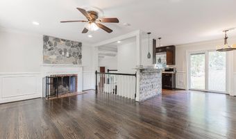4211 DOWNING St, Annandale, VA 22003