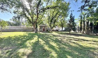1305 S Country Club Cir, Carlsbad, NM 88220