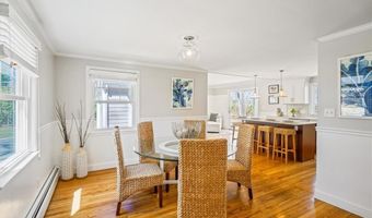 11 Knapton St St, Barrington, RI 02806