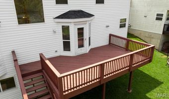 1214 Westrun Dr, Ballwin, MO 63021