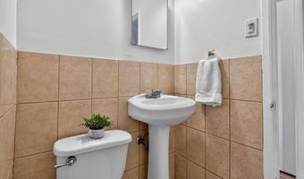 4615 ROUNDHILL Rd, Alexandria, VA 22310