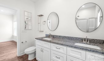 939 Old Stagecoach Rd, Camden, SC 29020