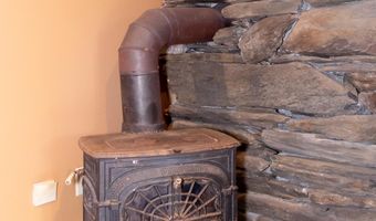477 Dunham Rd, Bethel, VT 05032