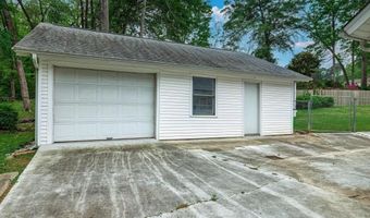 2401 Forrest Park Dr, Arkadelphia, AR 71923