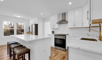 10510 WHITE CLOVER Ter, Potomac, MD 20854