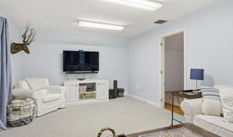 1 Chandler Rd, Bedford, NH 03110