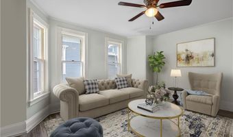 15 Ayrault St, Newport, RI 02840