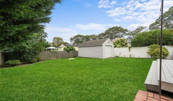 68 Prospect St, Amityville, NY 11701