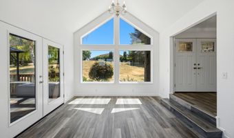 8325 Redwood Dr SE, Aumsville, OR 97325