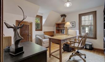 314 E RANDALL St, Appleton, WI 54911