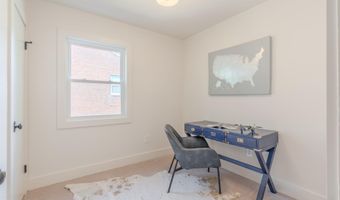 57 GARDEN Dr, Alexandria, VA 22304