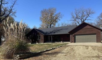 28856 Old K-10 Rd, Alma, KS 66401