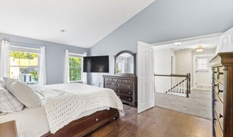 14 Brittany Dr, Bayville, NJ 08721