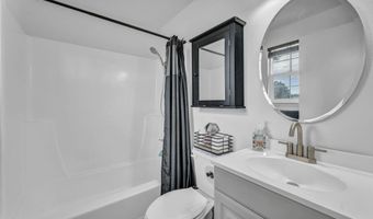 250 McCart St, Fernley, NV 89408