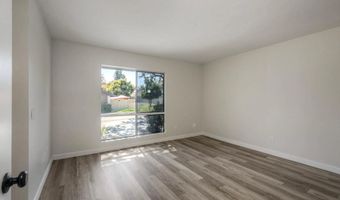 242 Eveningside Gln, Escondido, CA 92026