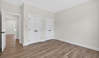 9041 Stonewall Rd, Appomattox, VA 24522
