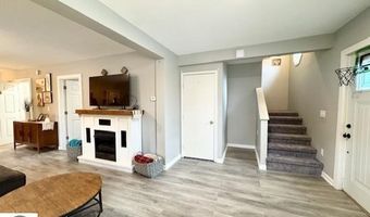 214 Philadelphia Ave, Alma, MI 48801