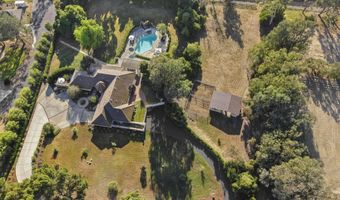 5 Country Gln, Fallbrook, CA 92028