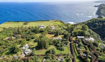 210 Door Of Faith Rd, Haiku, HI 96708