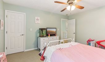 1450 Turfway Ct, Avon, IN 46123