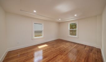 198 Shore Dr 2, Branford, CT 06405