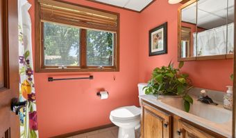 1094 Lowell Dr, Apple Valley, MN 55124