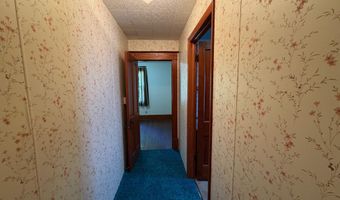 303 S Clark St, Bassett, NE 68714
