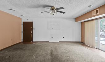 5219 NEWTON St #T-3, Bladensburg, MD 20710