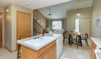 2833 Orinoco Ct SW, Altoona, IA 50009