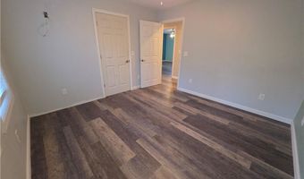 302 Chopmist Hill Rd, Glocester, RI 02814