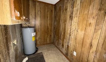 110 Glover St, Atwood, TN 38220