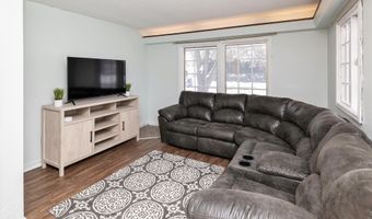 610 5th Ave, Altoona, IA 50009