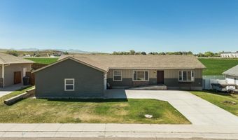 490 Snowflake St, American Falls, ID 83211