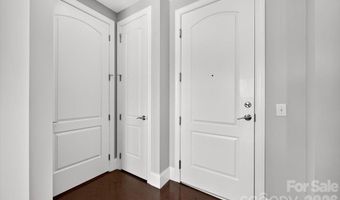 2338 Yadkin Ave 506, Charlotte, NC 28205