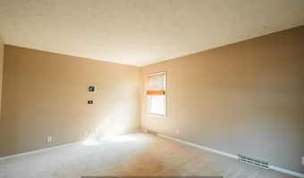 2105 N St, Aurora, NE 68818
