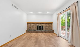 2825 Tuebingen Pkwy, Ann Arbor, MI 48105