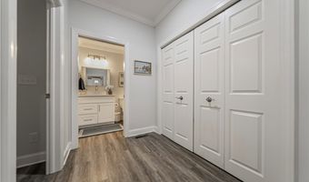 201 Whispering Shrs, Vermilion, OH 44089