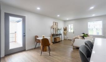 9537 Lydell Dr, Affton, MO 63123