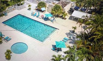 20200 W Country Club Dr 112, Aventura, FL 33180