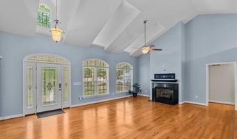 2668 Mountain Oak View Dr, Asheboro, NC 27205