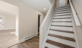 16 Church St, Belmont, NH 03220