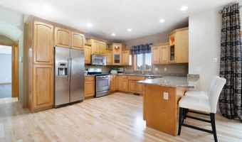 N9115 HEDGEROW Drive, Appleton, WI 54915