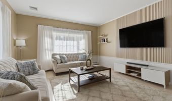 276 N Amherst Rd, Bedford, NH 03110