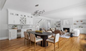 105 Princess Pine Dr, East Greenwich, RI 02818