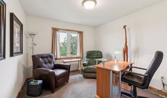 1822 30th Ave SW, Altoona, IA 50009