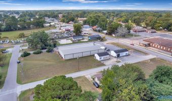 1214 N Jefferson St, Athens, AL 35611