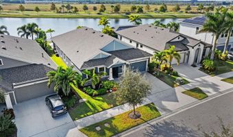 5822 SILVER SUN Dr, Apollo Beach, FL 33572