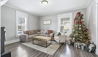 343 W 11th St, Auburn, IN 46706